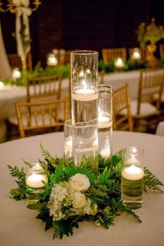 عکس, تزیین های فرا مجلسی میز شام با شمع و گل طبیعی