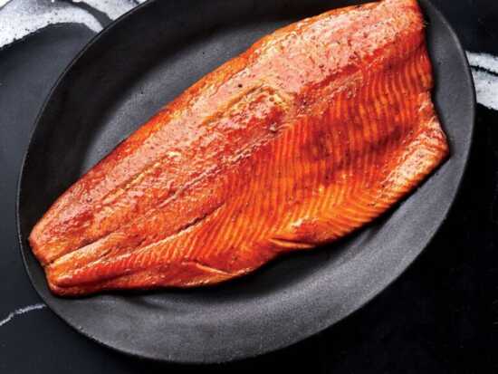 عکس, آموزش گرفتن شوری ماهی دودی و پخت آن به سبک گیلانی