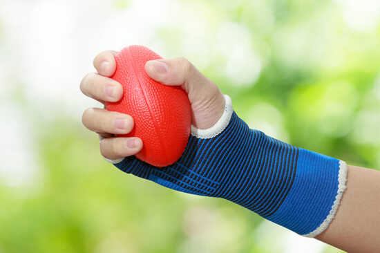 عکس, ورزشهای تقویت مچ دست و درمان درد آن