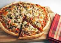 عکس آموزش پیتزا مرغ و قارچ با طعم فست فودی