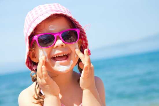 عکس, ضد آفتاب برای کودکان شش ماه به بالا باید چه باشد