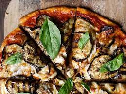 عکس, آموزش پیتزا بادمجان با گوشت چرخ شده