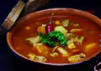 عکس سوپ گولاش مجاری با گوشت گوساله